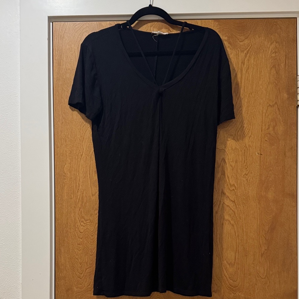 La Hearts Black V-Neck Dress